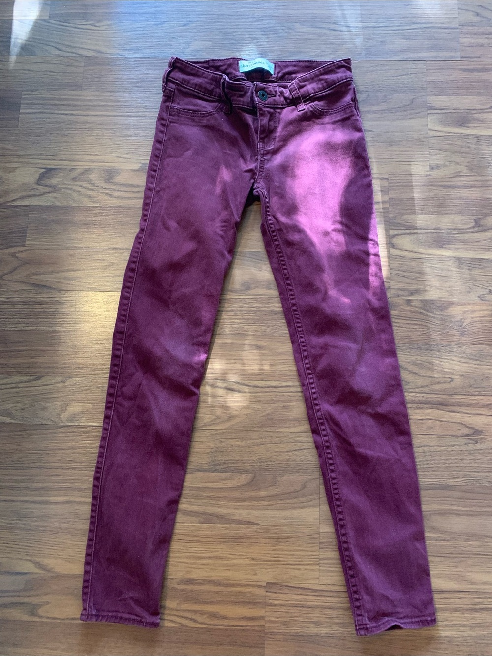 Abercrombie Kids 14 Slim Skinny Jeans in Burgundy